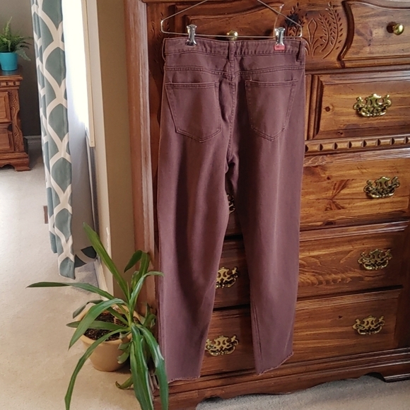 💚NWT Mom Coco Brown Raw Hem Straight Leg Jeans - Picture 2 of 7